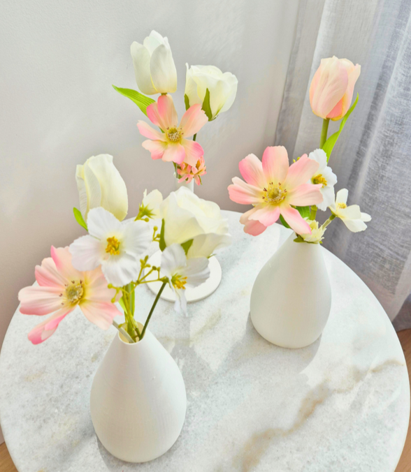 Bud Vases & Table Flowers